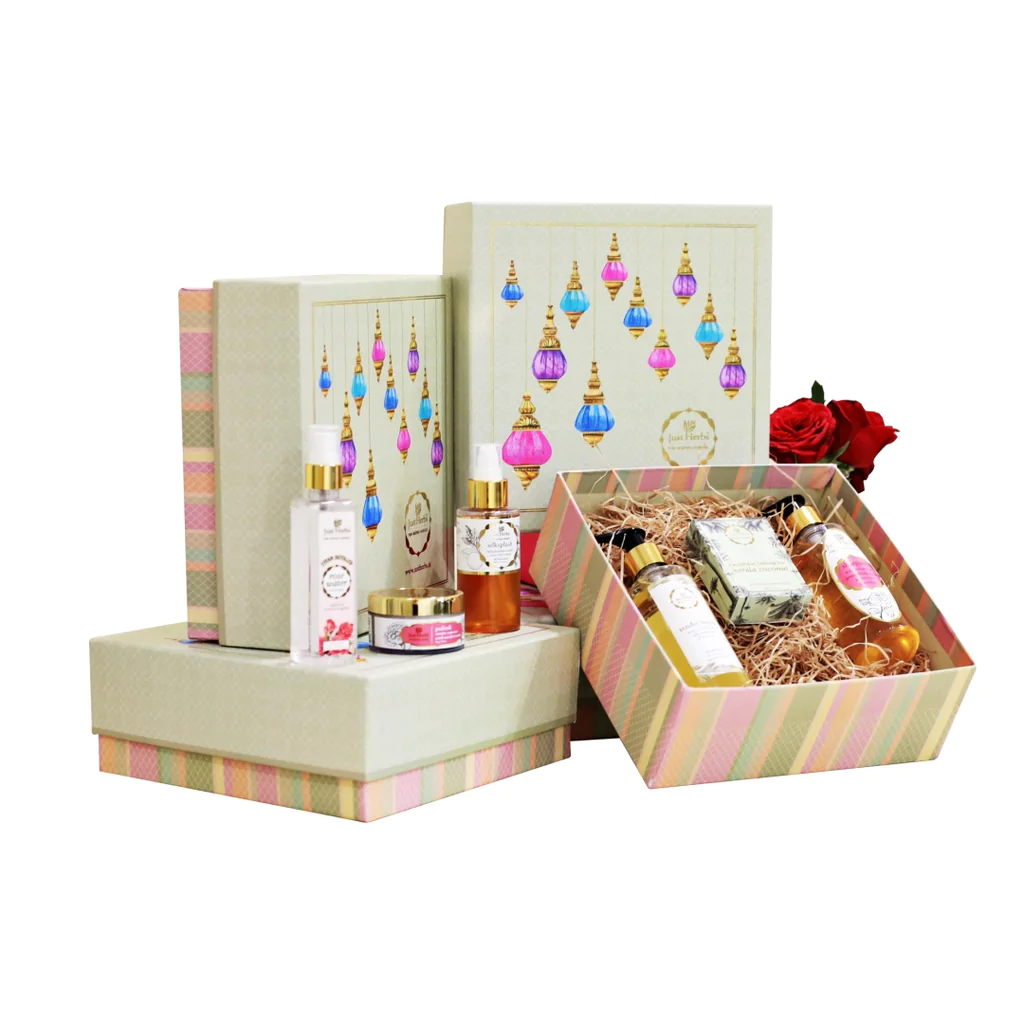 Just_Herbs_Festive_Gift_Box_Light_and_Joy_1024x1024-1-1-1-1.webp